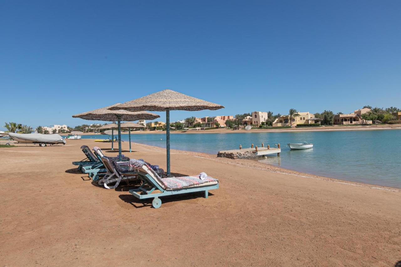 2 Bedroom Condo, With Pool, And Beach & Lagoon Access Хургада Екстериор снимка