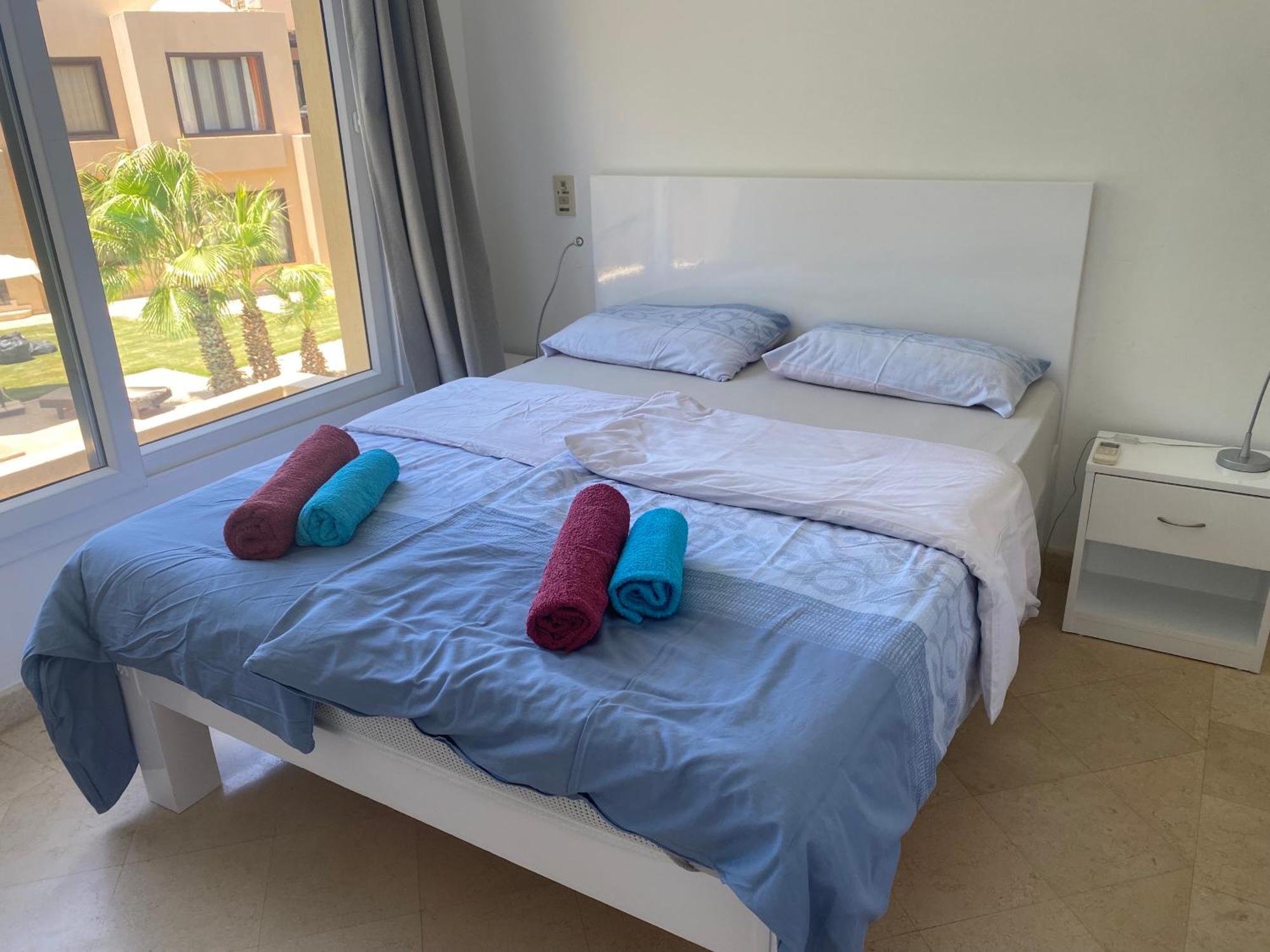 2 Bedroom Condo, With Pool, And Beach & Lagoon Access Хургада Екстериор снимка